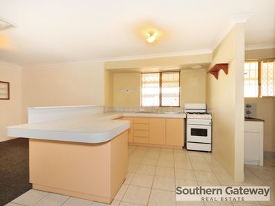 54 TUNNICLIFFE STREET, Parmelia WA 6167