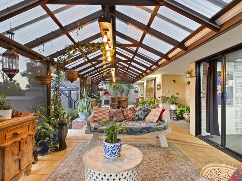 9 Ballantine Road, Warwick