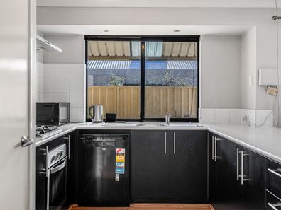 5 Lamar Court, Success WA 6164