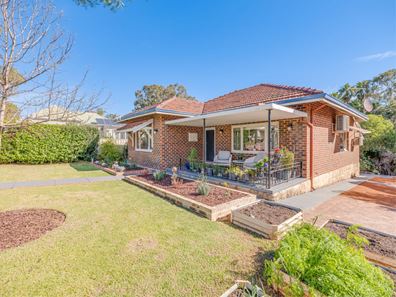 15 Dudley Street, Midland WA 6056