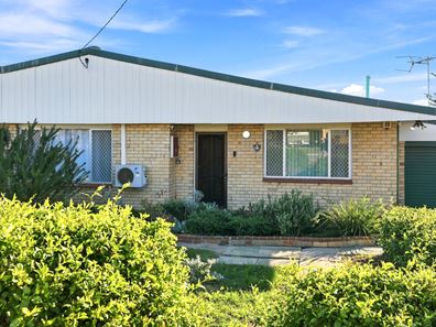 4 King Street, Wonthella WA 6530