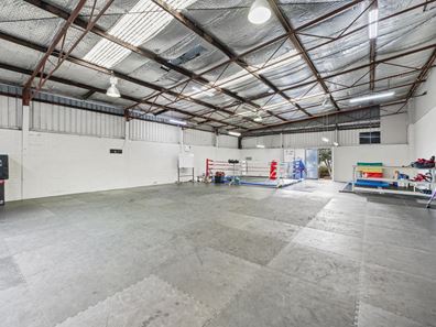 4/12 Buckingham Drive, Wangara WA 6065