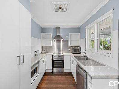 76 Coral Road, Kalamunda WA 6076