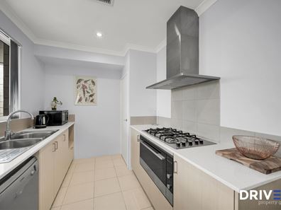 5A Stencil Street, Alkimos WA 6038