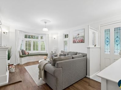 14 Russelia Way, Roleystone WA 6111