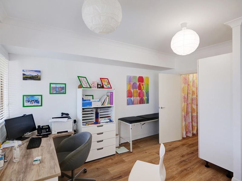 1/202 Hampden Road, Nedlands WA 6009