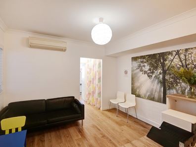 1/202 Hampden Road, Nedlands WA 6009