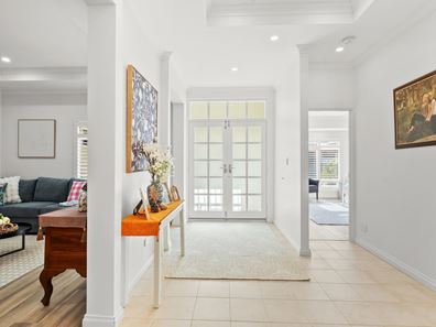 18 Frederick Way, Wannanup WA 6210