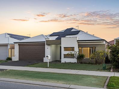 83 Alhambra Parkway, Landsdale WA 6065