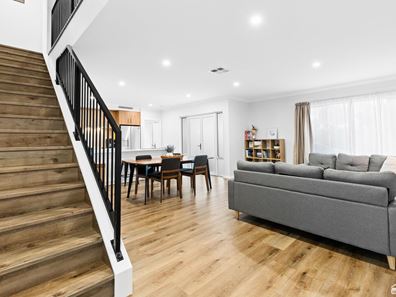 25 Casterton Road, Byford WA 6122