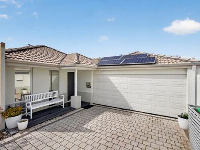 7 Silvestro Lane, Madeley WA 6065