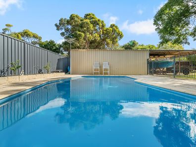 16 Korong Road, Golden Bay WA 6174