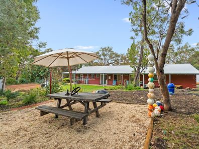 130 Armstrong Hills Drive, Lake Clifton WA 6215