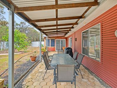 130 Armstrong Hills Drive, Lake Clifton WA 6215