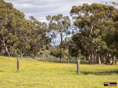 29 Holmes Road, Maida Vale WA 6057