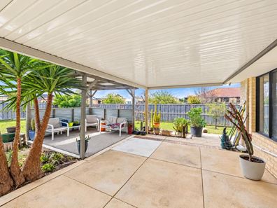 5 Burwood Road, Australind WA 6233