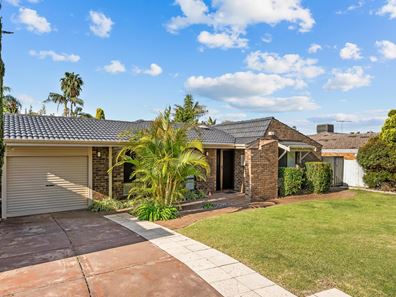 1 Creaney Drive, Kingsley WA 6026