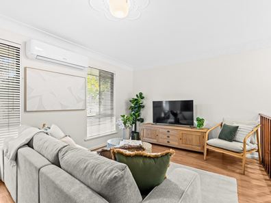 1 Creaney Drive, Kingsley WA 6026