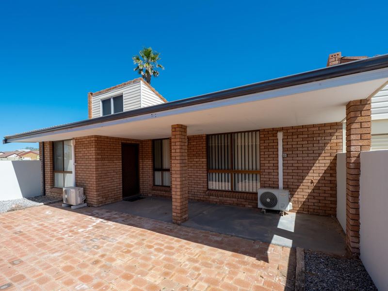 9/3 Sardam Place, Mahomets Flats WA 6530