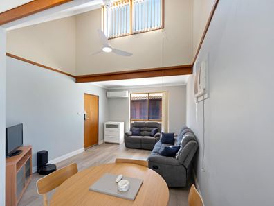 9/3 Sardam Place, Mahomets Flats WA 6530