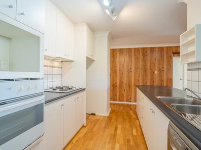 25 Torcross Street, Warnbro WA 6169