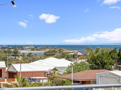 11 Leander  Street, Falcon WA 6210