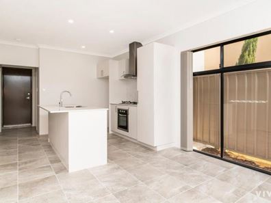 5D Bent Street, Cannington WA 6107