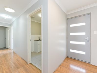 2/7 Lunar Way, Beckenham WA 6107