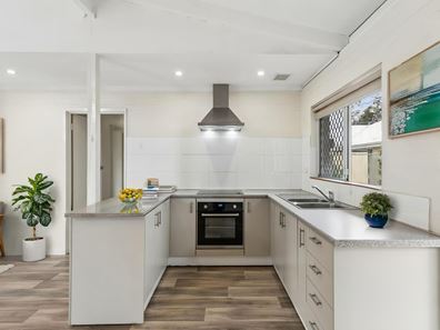 4A Towton Street, Redcliffe WA 6104