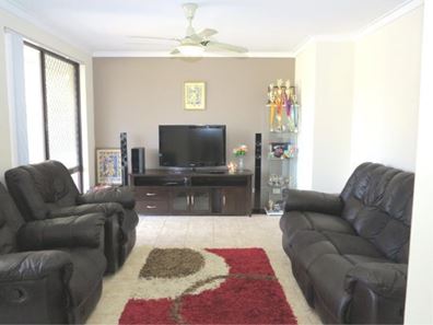 28 Nerida Way, Parkwood WA 6147