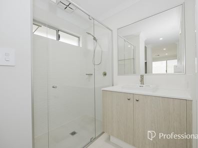 24 Amethyst Crescent, Alkimos WA 6038