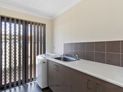 Room 3/ 26A Braibrise Road, Wilson WA 6107