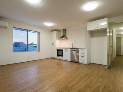 4/180 Epsom Avenue, Belmont WA 6104