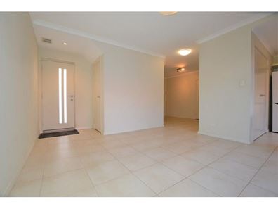 2/112 Morrison Road, Midland WA 6056