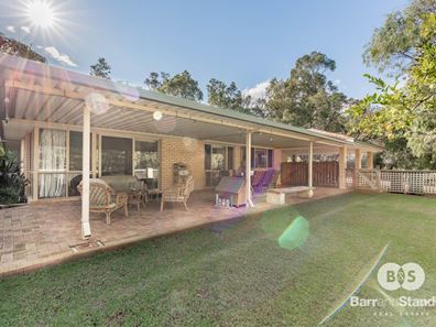 7 Leeward Road, Leschenault WA 6233