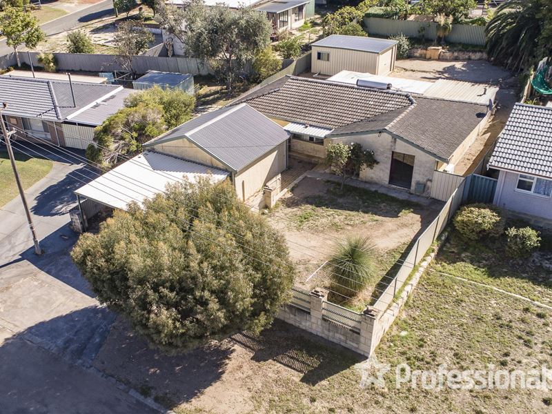 7 Denston Way, Girrawheen WA 6064