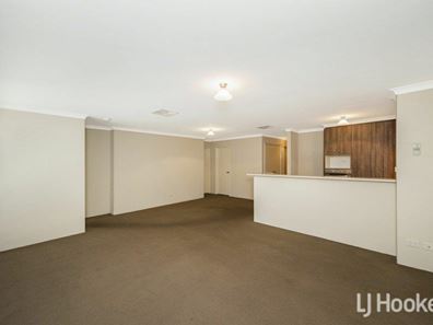 16/191 Railway Avenue, Kelmscott WA 6111