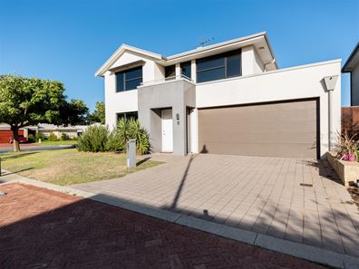 6 Arcot Court, Meadow Springs WA 6210