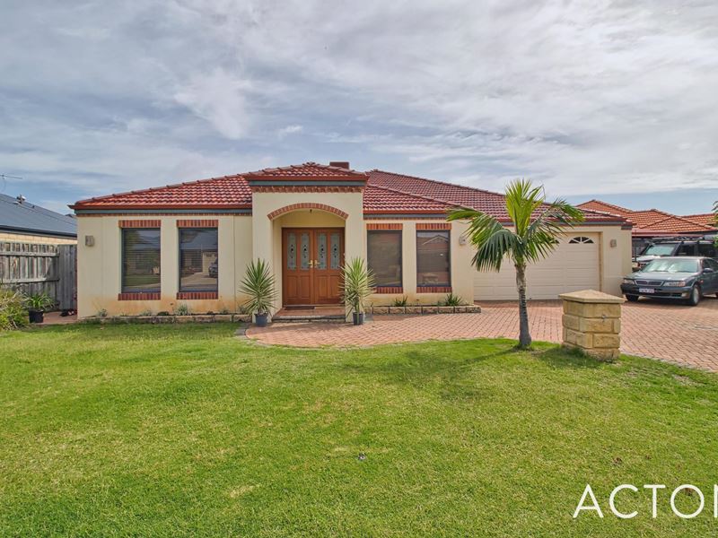 9 Pockett Avenue, Rockingham WA 6168