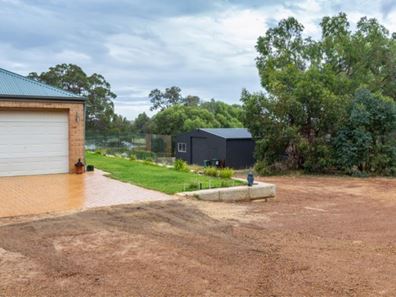 36 Holstein Loop, Lower Chittering WA 6084