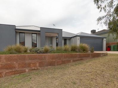 1 Zenith Turn, Baldivis WA 6171