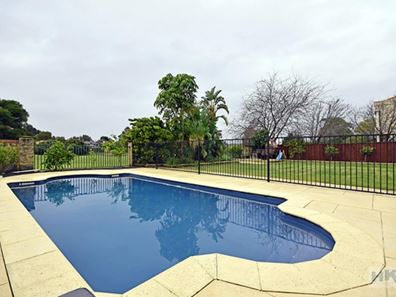 30 Cabernet Place, The Vines WA 6069