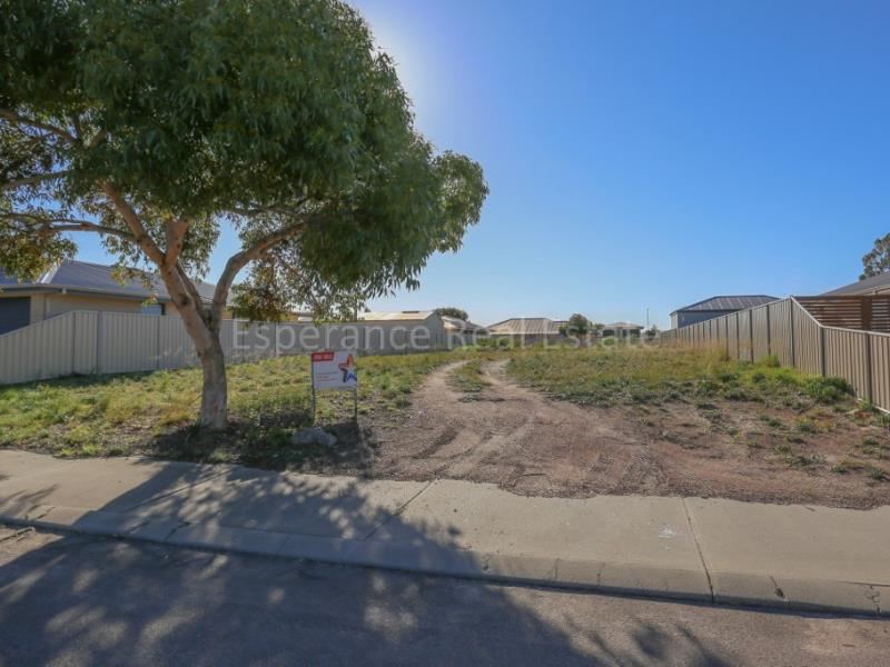 6 Ram Court, Castletown
