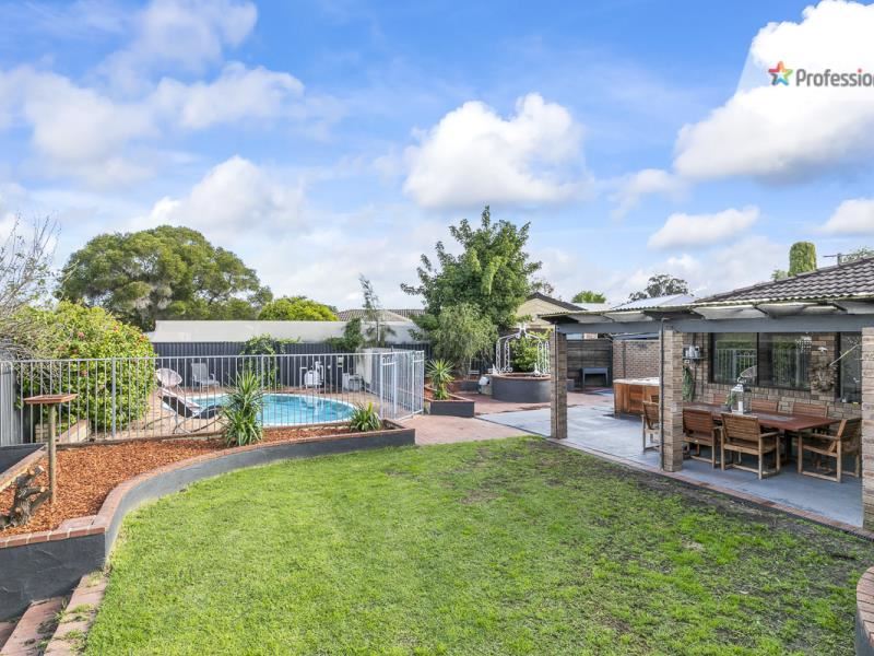 33 Ningaloo Way, Thornlie