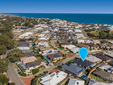 15 Varia Way, Halls Head WA 6210