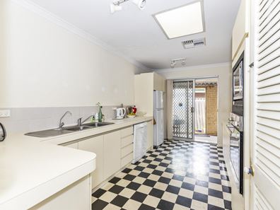 442 The Strand, Dianella WA 6059
