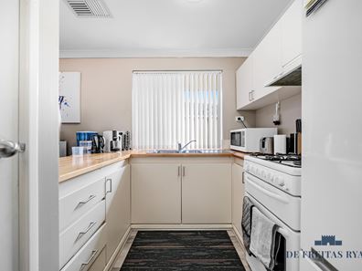 35/6-8 Sepia Court, Rockingham WA 6168