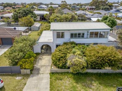 16 Erlistoun Street, Golden Bay WA 6174