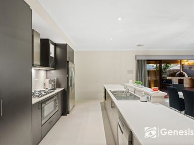 29 Yellowwood Avenue, Piara Waters WA 6112