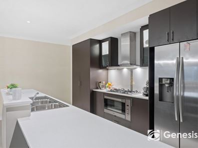 29 Yellowwood Avenue, Piara Waters WA 6112